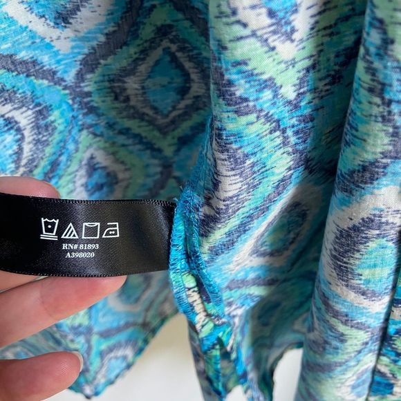 AmberNoon II by Dr. Erum Ilyas | Turquoise Ikat Open-Front Three-Quarter Sleeve - Picture 8 of 8